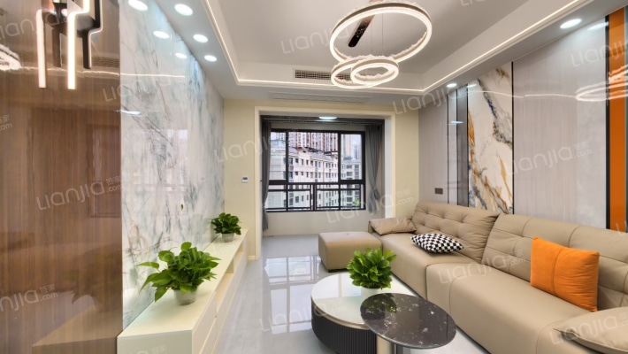 荣盛锦绣南山A区二手房实景图