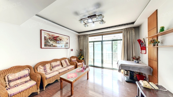 万振逍遥苑二期二手房实景图