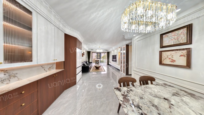 碧桂园凤城北苑东区二手房实景图