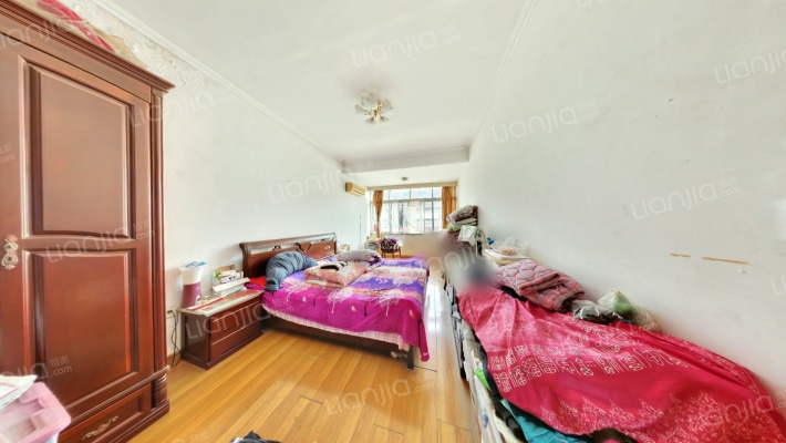 宝城桥弄散盘二手房实景图