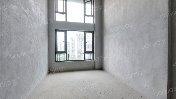 建发央著二手房实景图