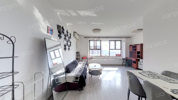 紫悦华邸二手房实景图