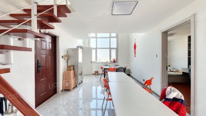 世达嘉府二手房实景图