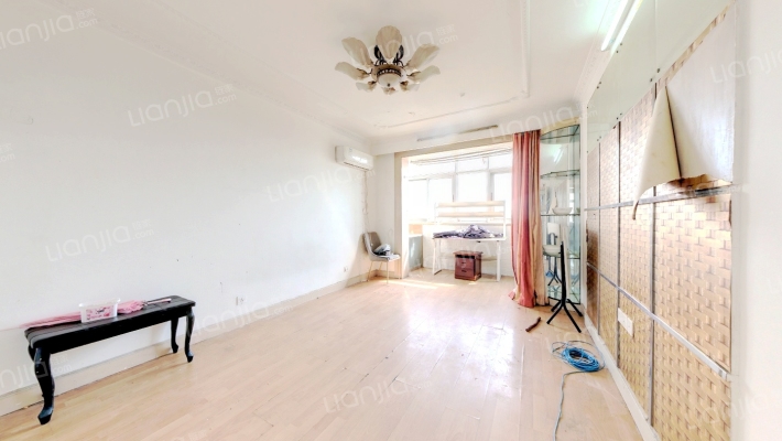 新泉大厦二手房实景图