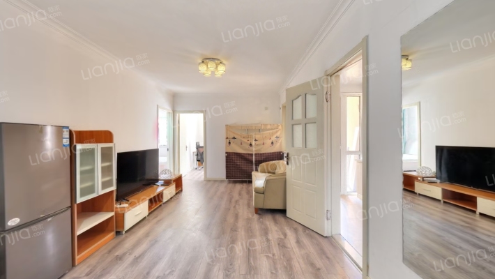 海悦山二手房实景图