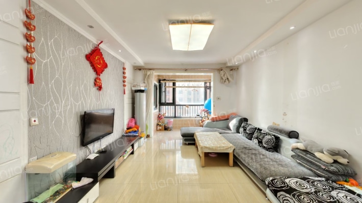 美的城二手房实景图