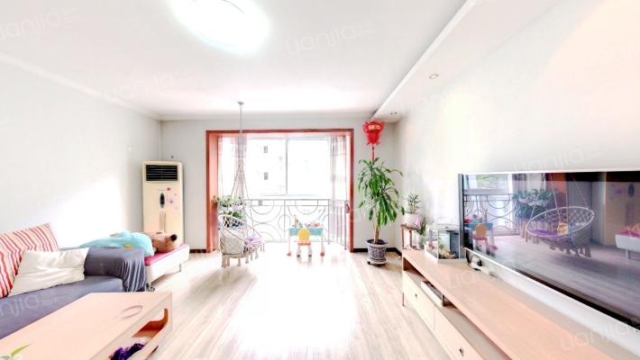 中央银座二手房实景图
