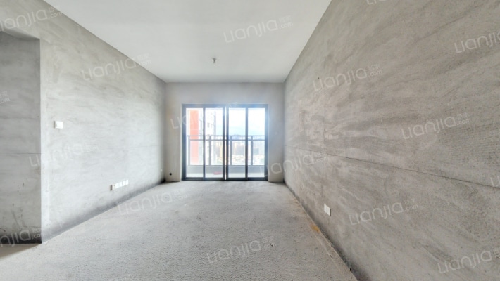 百晟上府二手房实景图