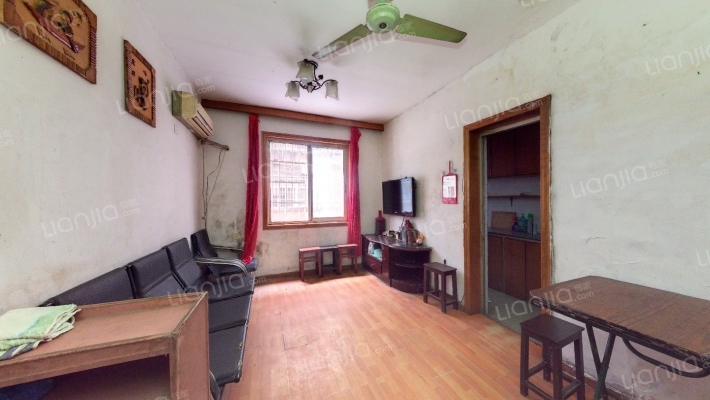 南罐小区二手房实景图