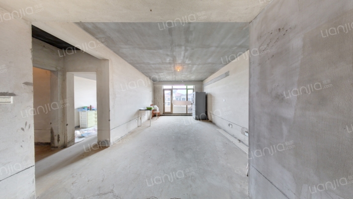 小平岛亲海园A2组团二手房实景图