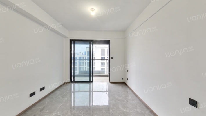 绿都中央公园二手房实景图