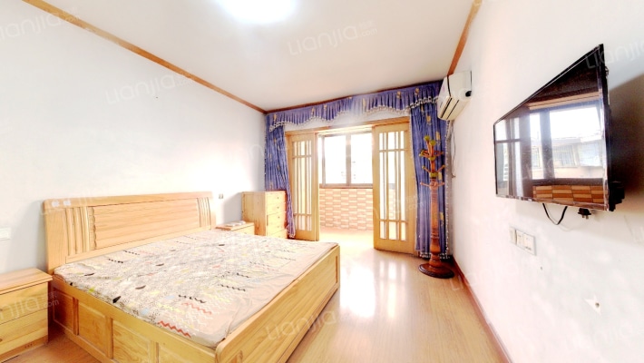 察哈尔路67号二手房实景图