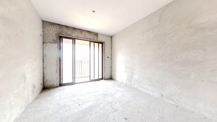 礼顿金御海湾二手房实景图