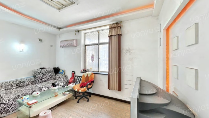 丹江路县五金家属院二手房实景图