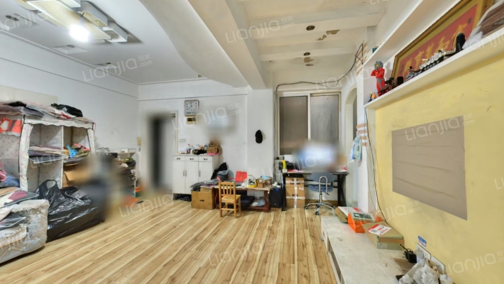 红燕社区二手房实景图