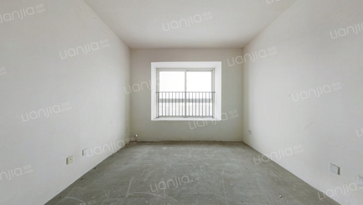 爱德华庭一期二手房实景图