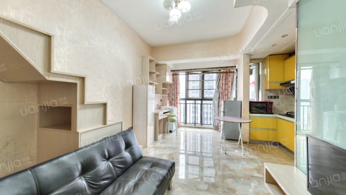 奥山世纪城CC尚品二手房实景图