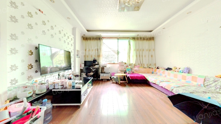 巴仨苑二手房实景图