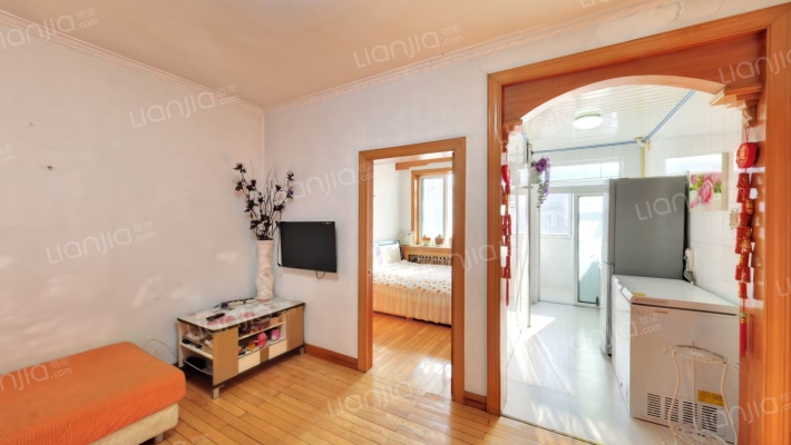 东站街54号二手房实景图