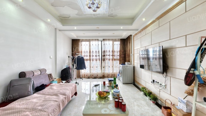 中港翡翠城二手房实景图