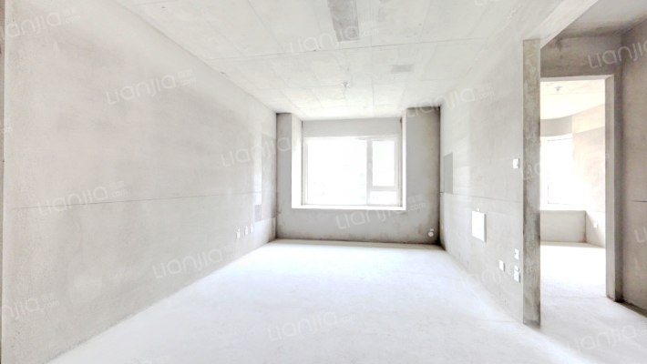 融创宸阅和鸣二手房实景图