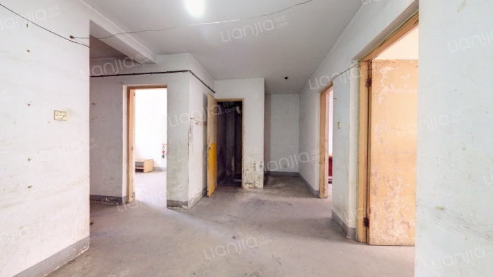 解放里小区二手房实景图