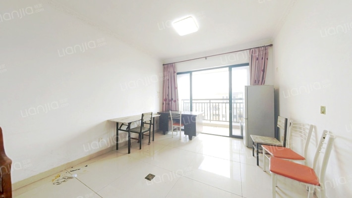 新园华府二期二手房实景图