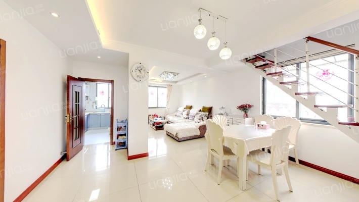 东汇路187号二手房实景图