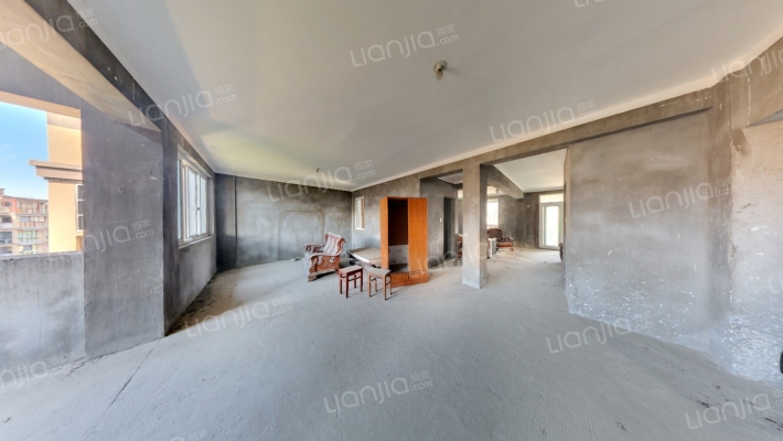 恒辉金色桃园二手房实景图