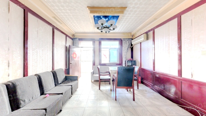 江苏开通建设工程有限公司宿舍区二手房实景图