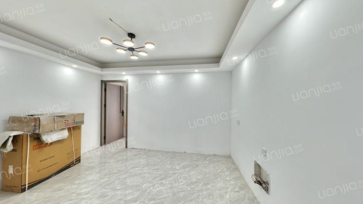 金地国际一期二手房实景图