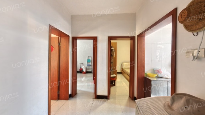 人民东路81号二手房实景图