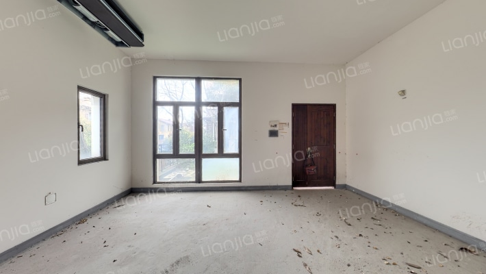 龙湖东桥郡三组团二手房实景图