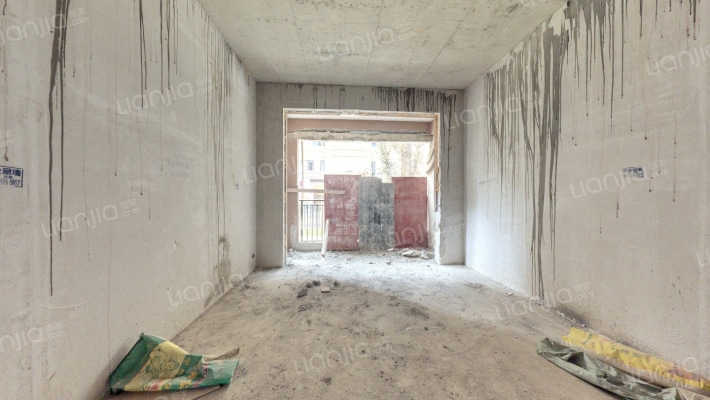 恒大南明御府二手房实景图