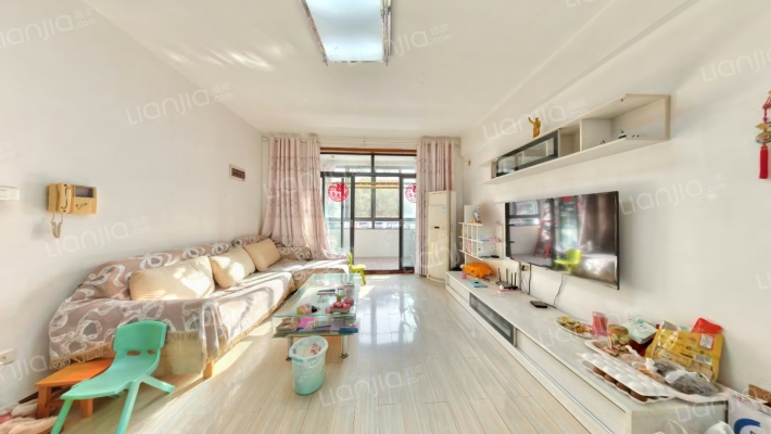 大华南湖公园世家二期二手房实景图