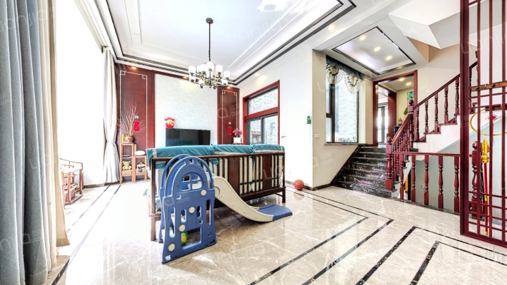 依云水岸二手房实景图