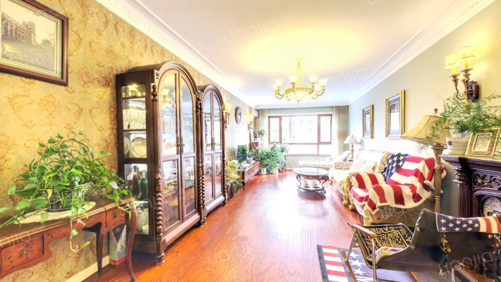 招商贝肯山三期二手房实景图