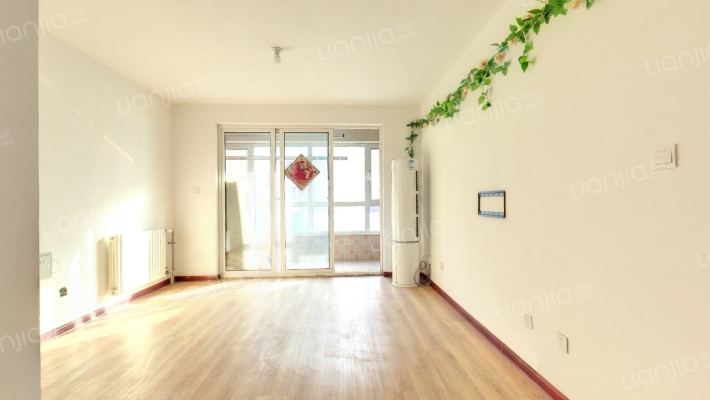 国信雍翠湾二手房实景图