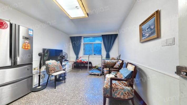 人民南路98号二手房实景图