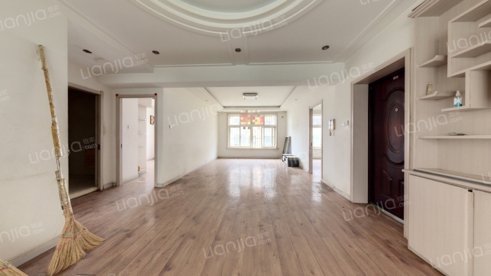 新华人家C区二手房实景图