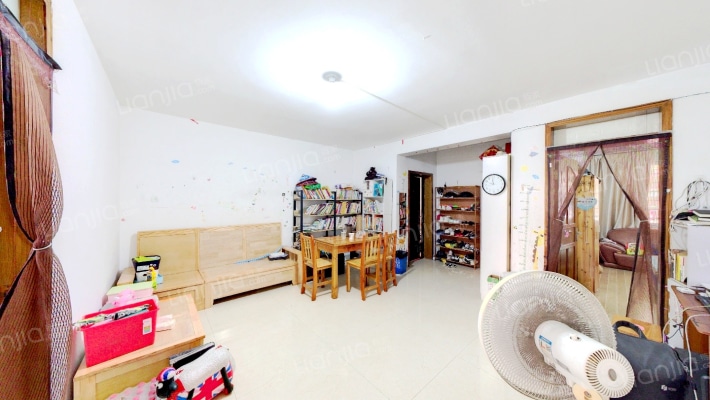 鱼鳞浃小区四组团二手房实景图