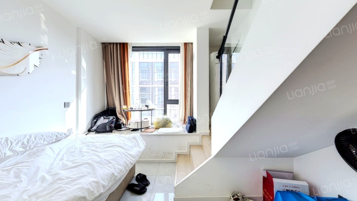 曲江雁南寓二手房实景图