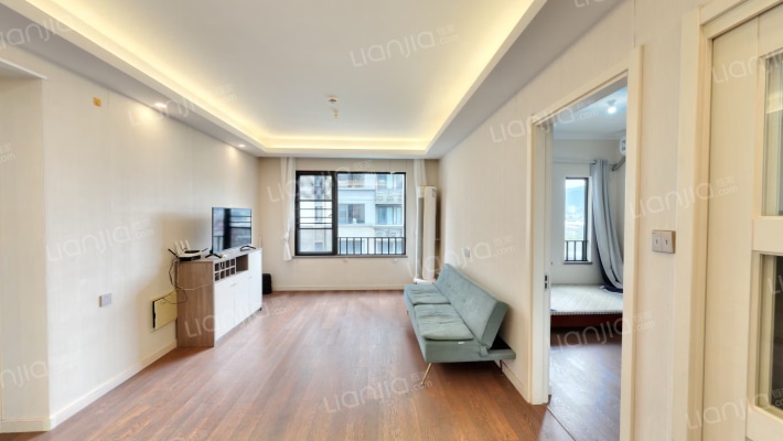 天空之城二手房实景图