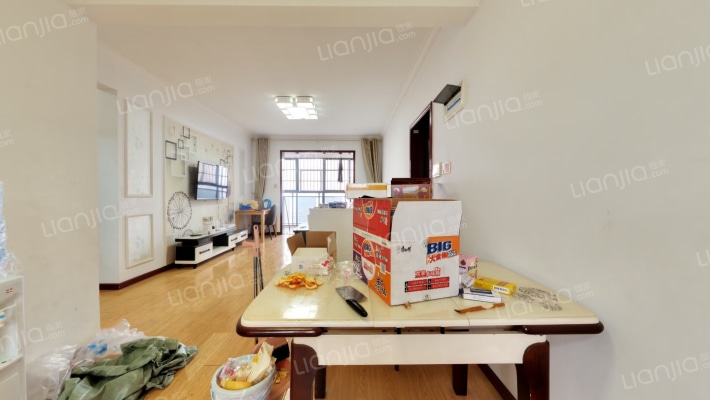 圣特立国际花园二手房实景图