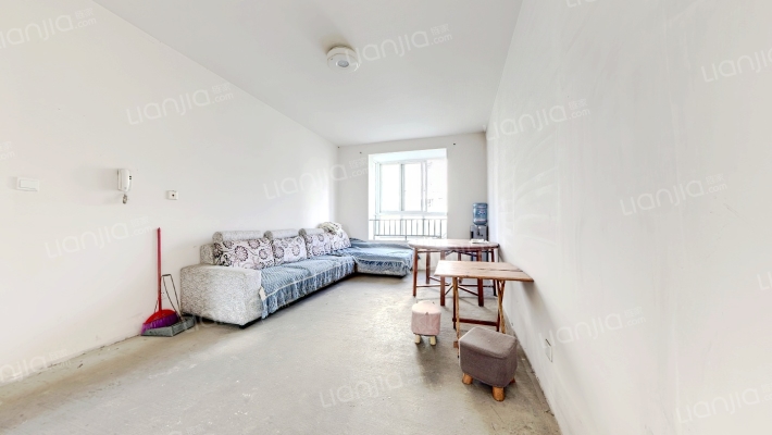 绣川新苑二手房实景图