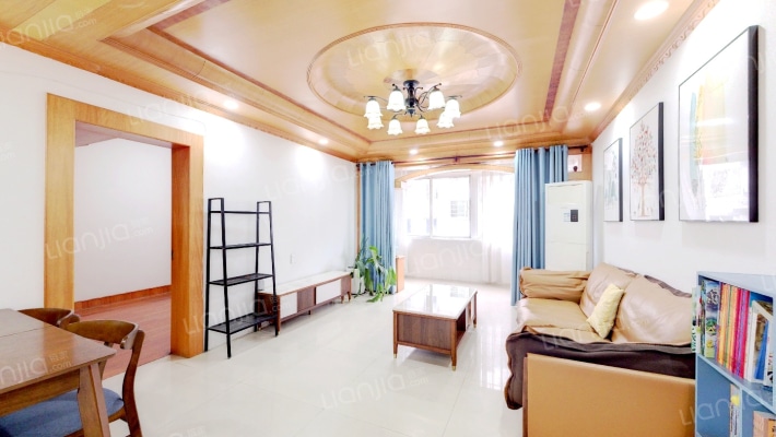 镜水苑二手房实景图