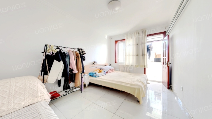 纬七路二手房实景图