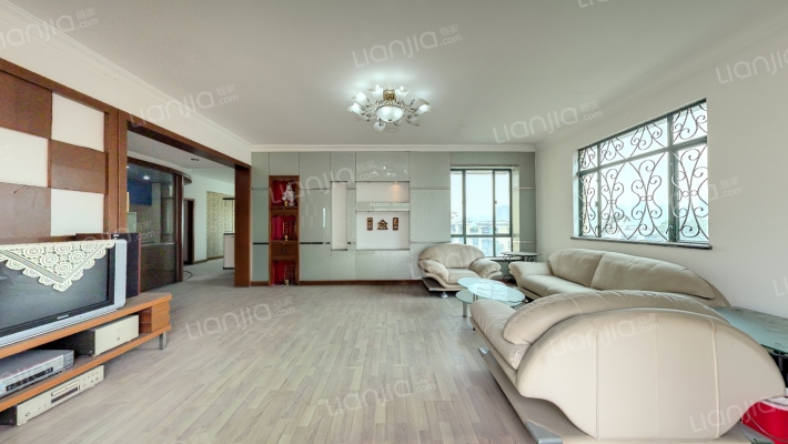 东逸豪园二手房实景图