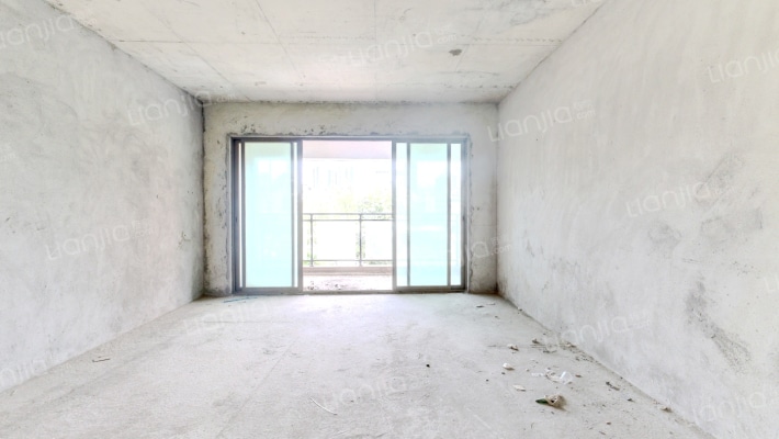 东信新天华府二手房实景图