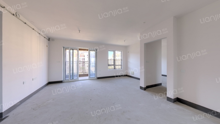 万科慕尼风尚二手房实景图